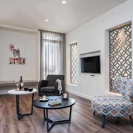 Urban Nest - Suites & Apartments Афины Экстерьер фото
