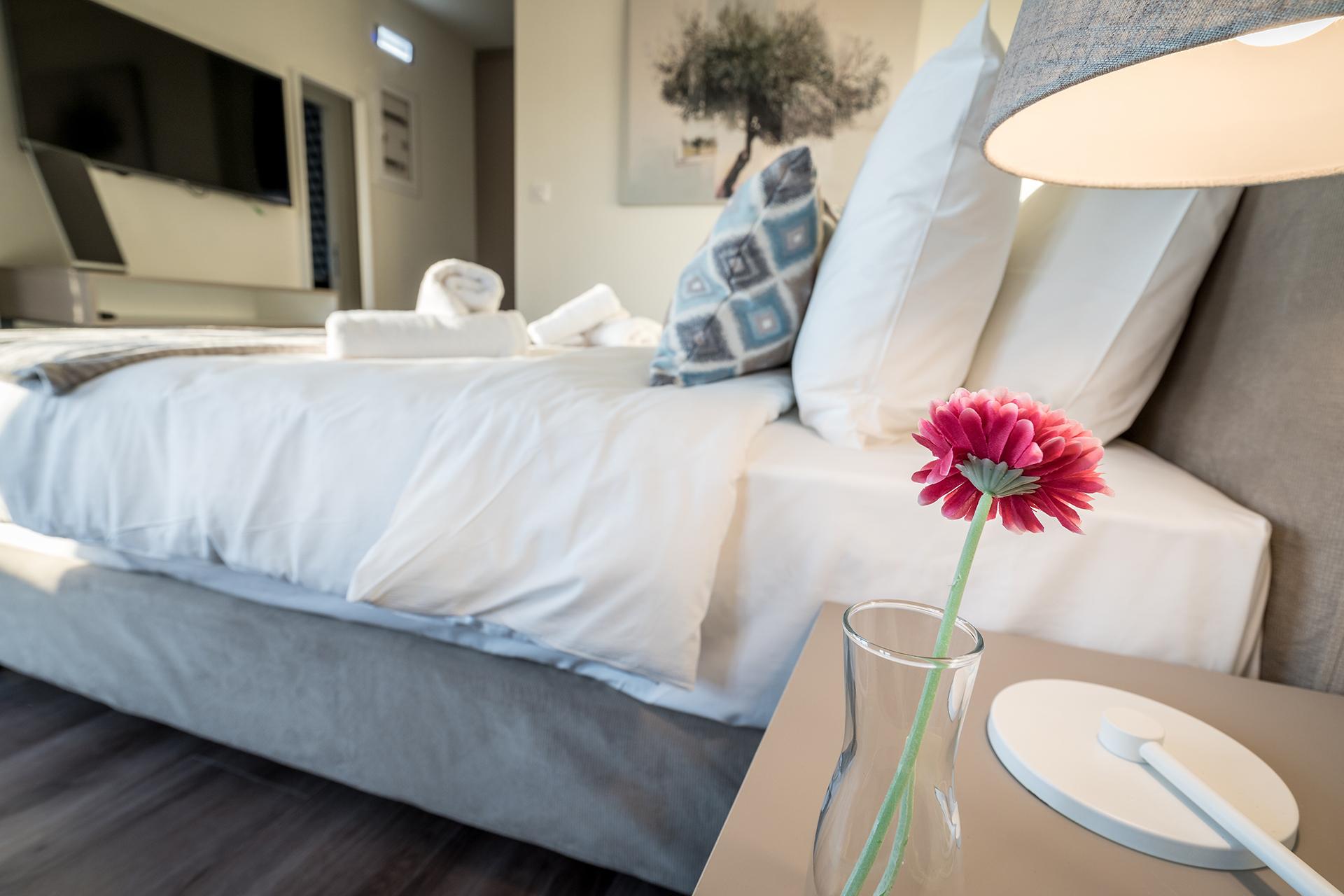Urban Nest - Suites & Apartments Афины Экстерьер фото